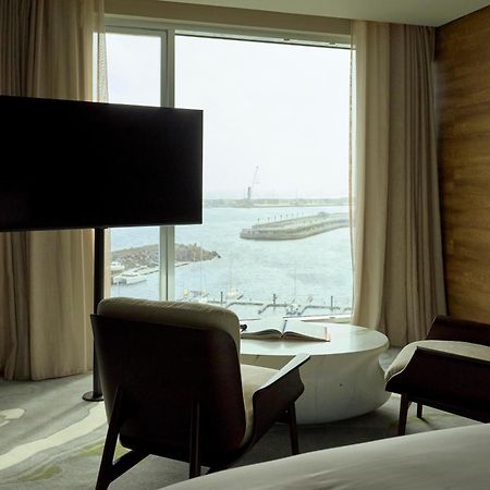 Готель Octant Ponta Delgada Екстер'єр фото A room at the hotel