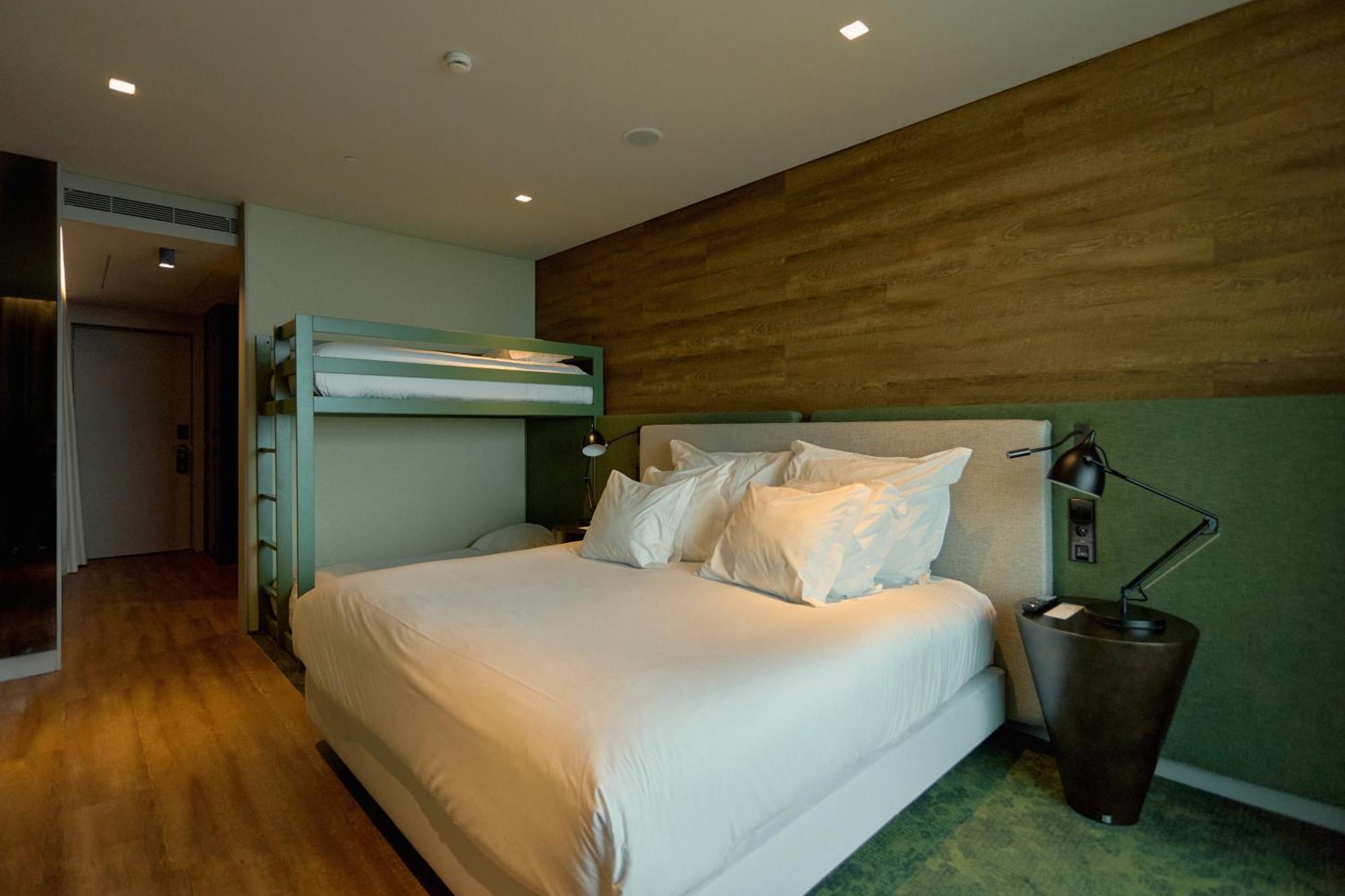 Готель Octant Ponta Delgada Екстер'єр фото A room at the hotel