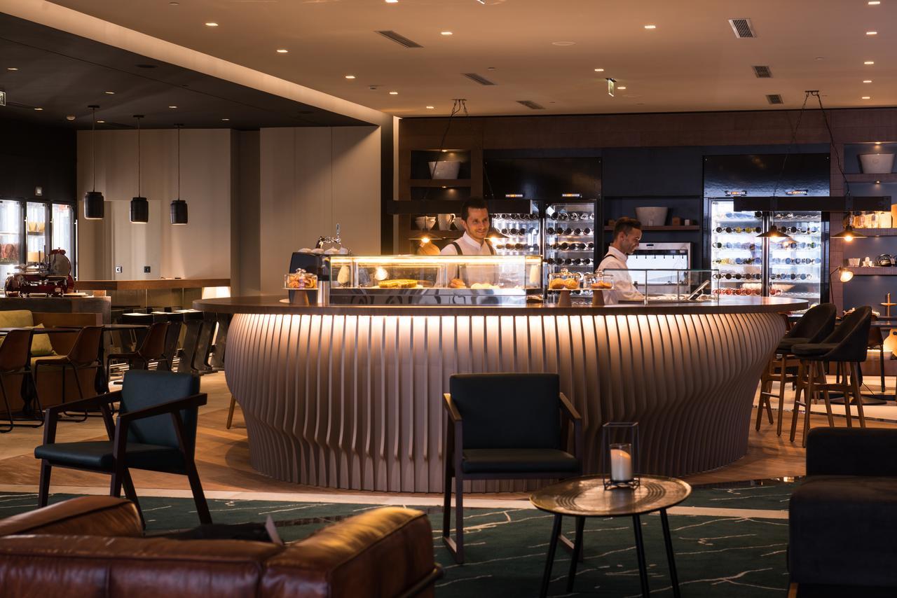 Готель Octant Ponta Delgada Екстер'єр фото The bar at the lounge